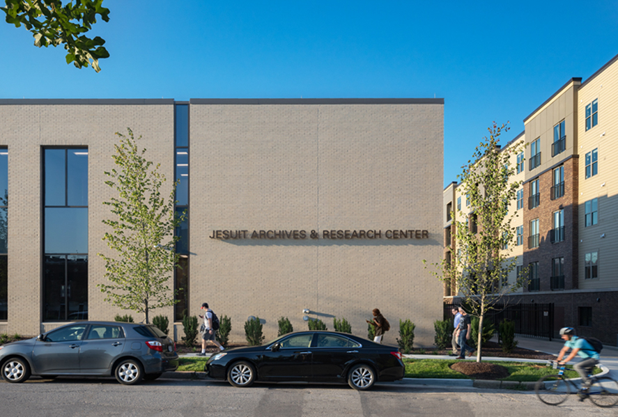 1613.00-Sam Fentress Photography-Exterior Day 2