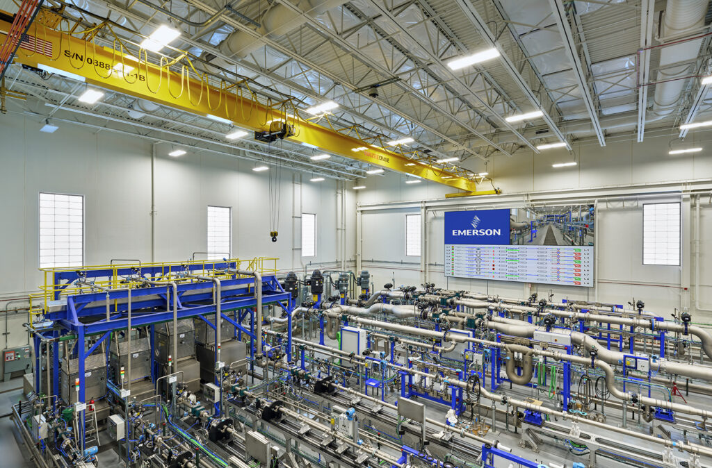 - 0262-25_016
- Mirco Motions Inc
- Fox Architects
- Boulder Colorado